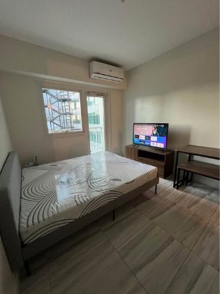 Studio Furnished for Rent in Maven at Capitol Commons