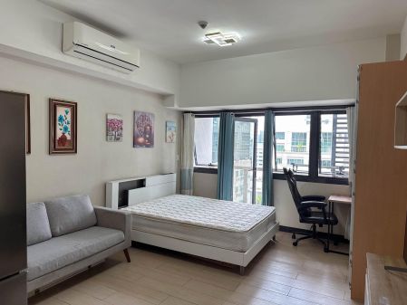 Studio in Salcedo Skysuites