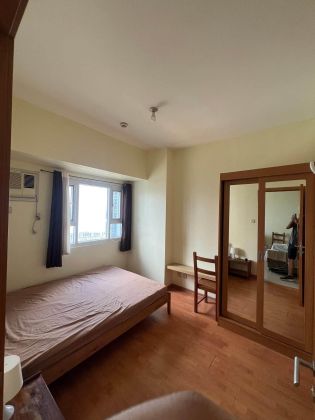 1BR Condo for Rent Trion Tower in BGC Taguig City across SM Aura