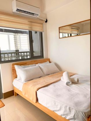 Fully Furnished Studio Unit at Fame Residences for Rent