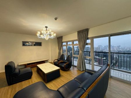 Penthouse 3BR Unit for Lease at Park Triangle Residences BGC