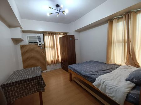 Fully Furnished Studio Unit for Rent in Belton Place Makati