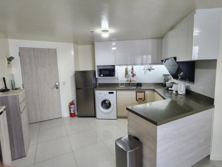 Furnished 1 Bedroom Condo Unit Mandani Bay Suites Tower 2