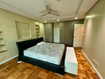 Fully Furnished 2 Bedroom Unit at One Serendra for Rent