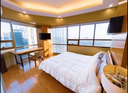 Fully Furnished 2 Bedroom Unit at Icon Residences for Rent