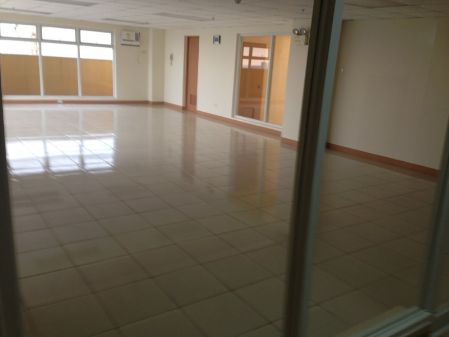 Cityland Makati Executive Tower 4 Big Condo for Rent