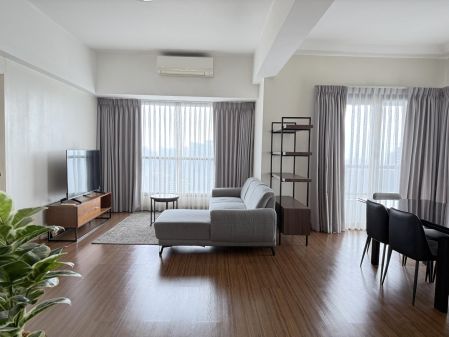 Fully Furnished 2 Bedroom Unit at Shang Salcedo Place for Rent