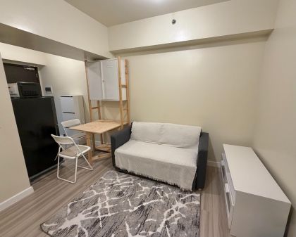 Fully Furnished 1 Bedroom Unit at Avida Towers Verge for Rent
