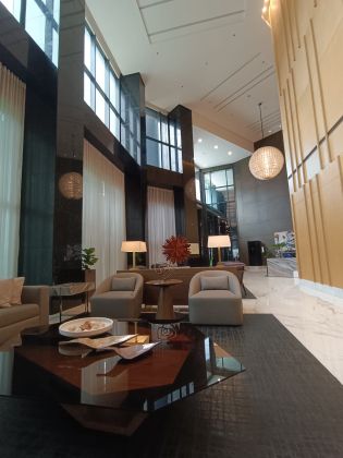 2 Bedroom Garden Towers for Rent  