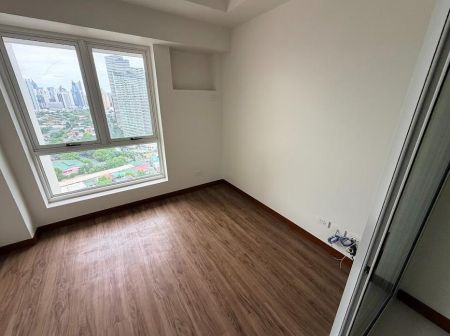 1BR Unfurnished with 1 Parking Slot Unit for Rent Brio Tower