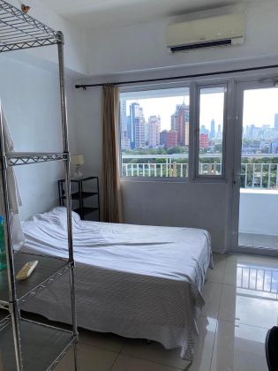1 Bedroom with Balcony for Rent at Jazz Residences Makati