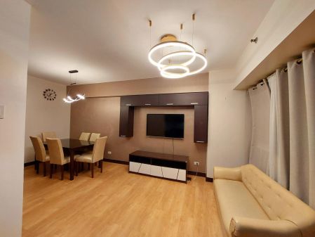 For Rent 2BR with Balcony at Royal Palm Residences Acacia