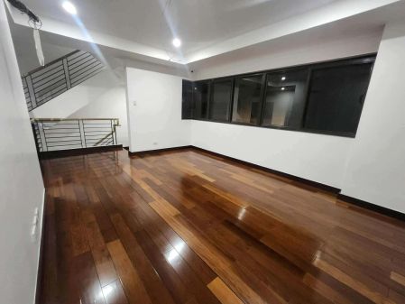 New 4 Floor Townhouse in Santolan Rockwell Quezon City