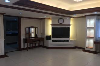 Semi Furnished 3 Bedroom Unit at One Orchard Road for Rent