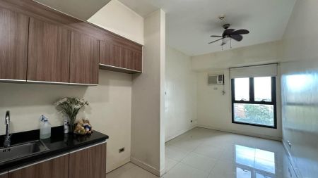 Unfurnished 1 Bedroom in The Sapphire Bloc Ortigas Center Pasig
