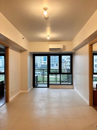 Move in Ready 2BR Condo at Cerca Alabang