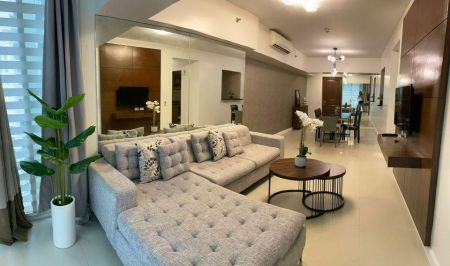 For Rent 3 Bedroom at Two Serendra Red Oak Tower Taguig