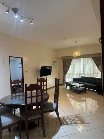 Big 1 Bedroom in Salcedo Village Makati