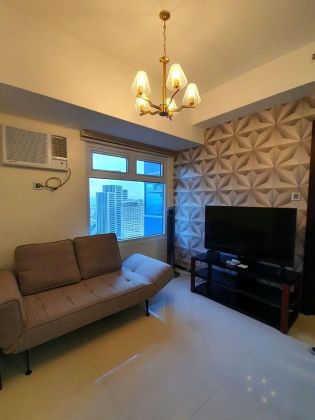 For Rent 1 Bedroom Unit in Trion Towers BGC Taguig 