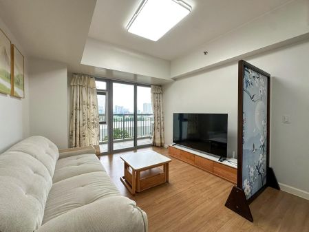 For Rent 1BR Unit in Park Triangle Residences Bgc