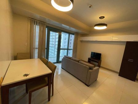 Fully Furnished 2 Bedroom Unit in One Uptown Residence BGC