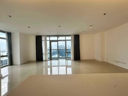 Semi Furnished 2 Bedroom Unit at West Gallery Place for Rent